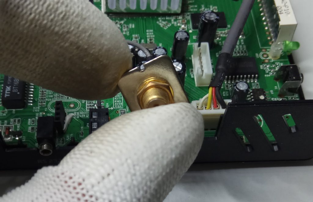 Conector de antena del receptor engel